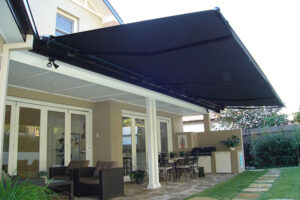 Awning gulung lipat