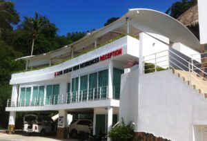 Jasa Pemasangan Atap Membrane Gedung Komersial